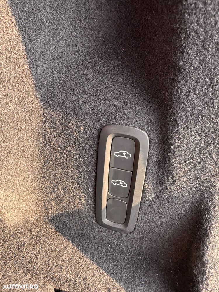 Volvo XC 60 D4 Inscription - 22