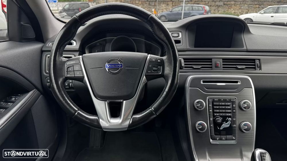 Volvo XC 70 2.0 D4 Momentum - 26