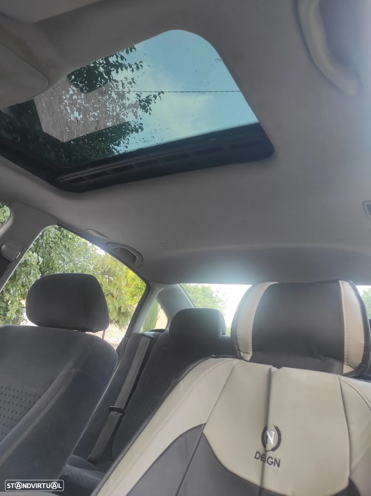 VW Passat 1.9 TDi Confl. Top EC - 6