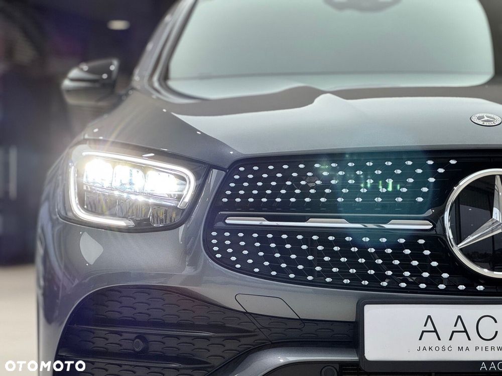 Mercedes-Benz GLC - 40