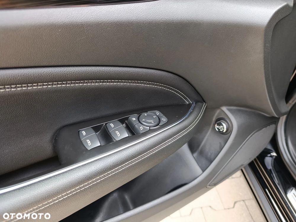 Opel Insignia 2.0 CDTI 4x4 ecoFLEX Start/Stop Business Edition - 9