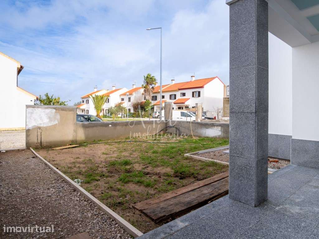 Moradia de Excelência com acabamentos Premium em Zona Privilegiada - Grande imagem: 4/35