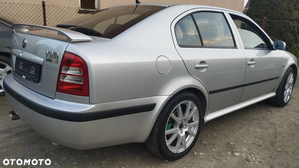 Skoda Octavia 1.8T RS - 11