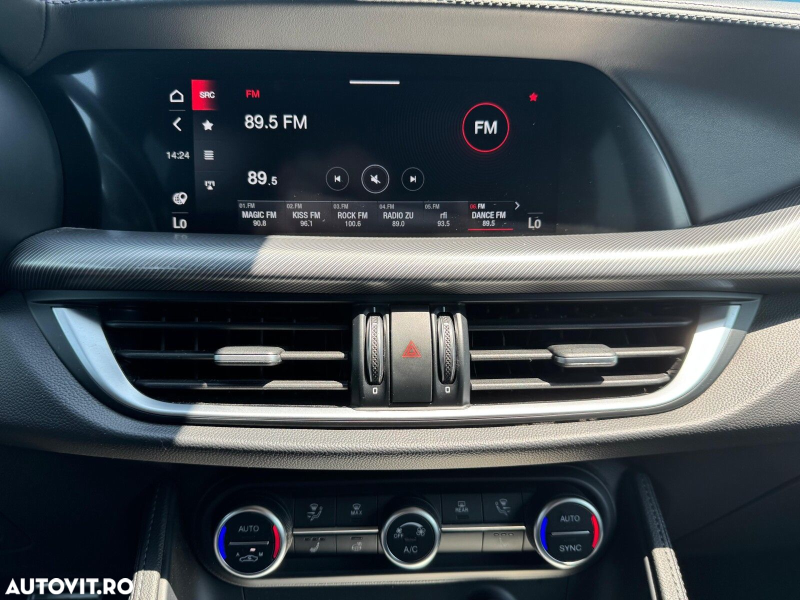 Alfa Romeo Stelvio - 12