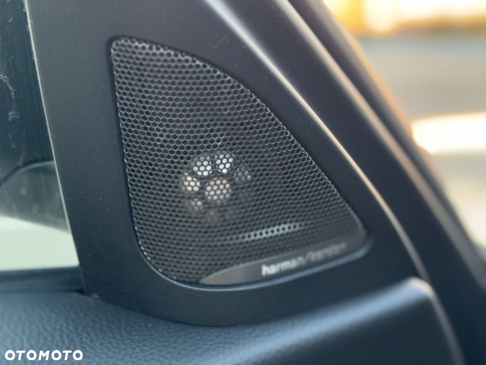 BMW Seria 3 - 23