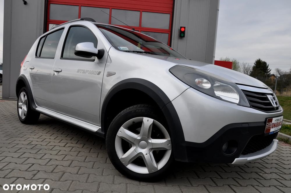 Dacia Sandero Stepway 1.6 - 10
