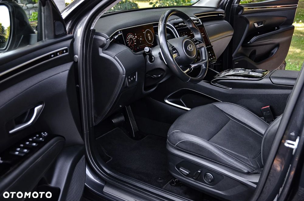 Hyundai Tucson 1.6 T-GDi 48V-Hybrid 4WD DCT Trend - 26
