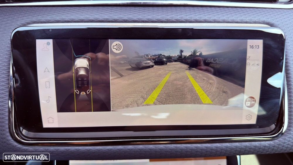 Land Rover Range Rover Evoque 1.5 P300e AWD R-Dynamic Auto - 37