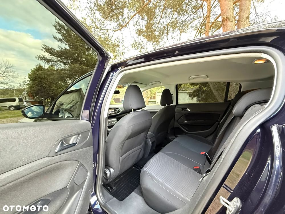 Peugeot 308 1.6 THP Allure - 21