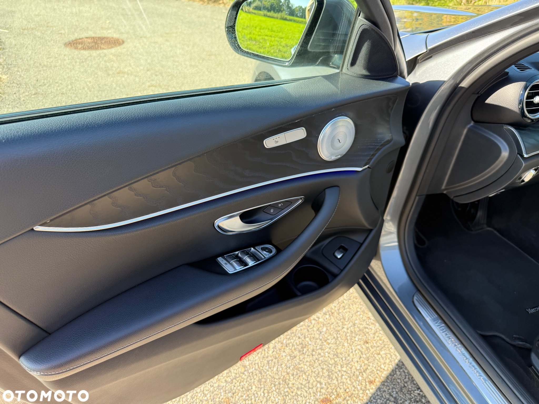 Mercedes-Benz Klasa E 200 9G-TRONIC Avantgarde - 19