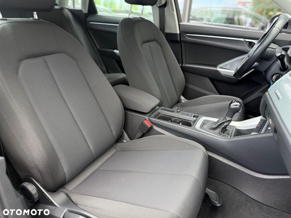 Audi Q3 40 TDI Quattro S Line S tronic - 20