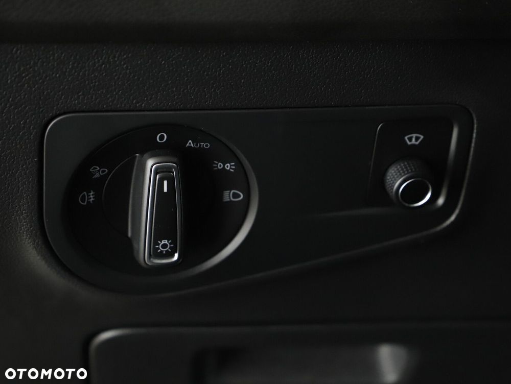 Volkswagen Tiguan Allspace - 17