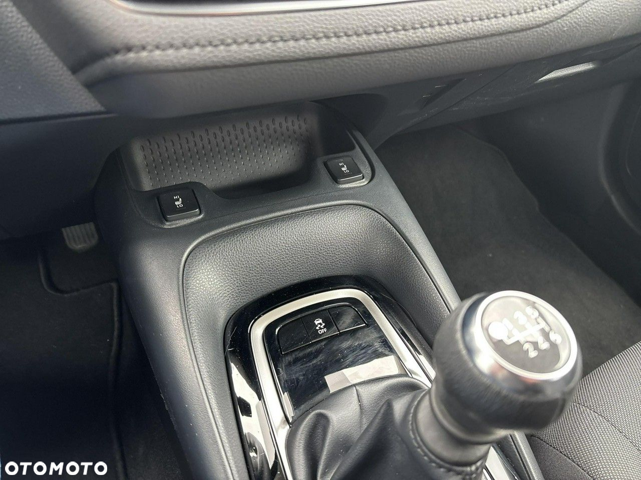 Toyota Corolla 1.6 Comfort - 18