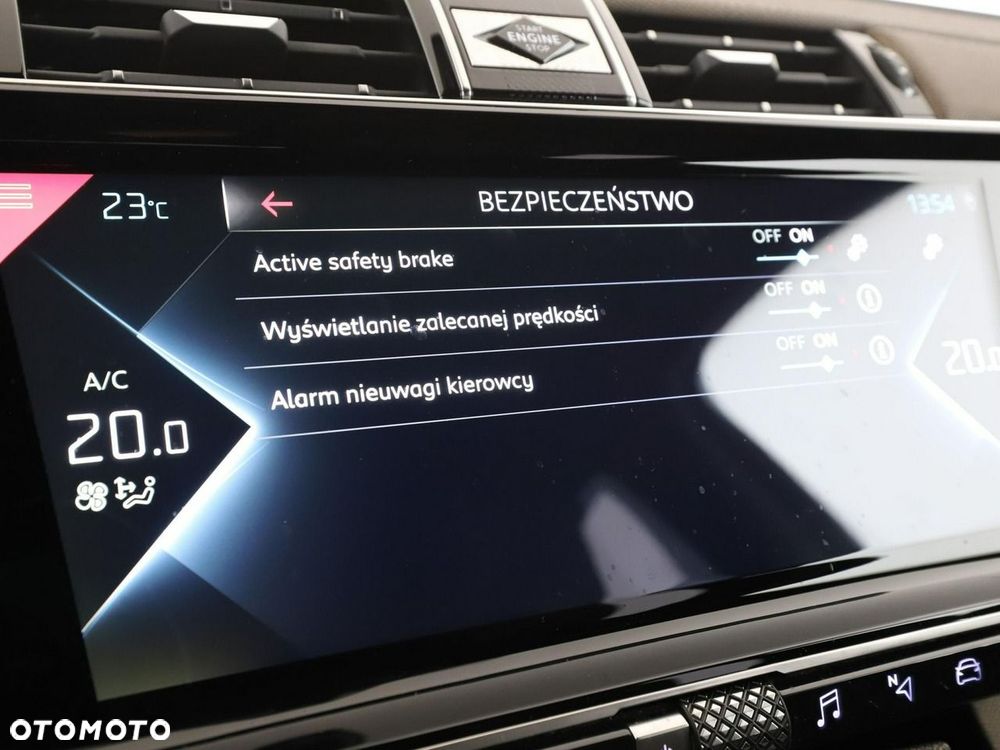DS Automobiles DS 7 Crossback 1.6 E-Tense So Chic - 25