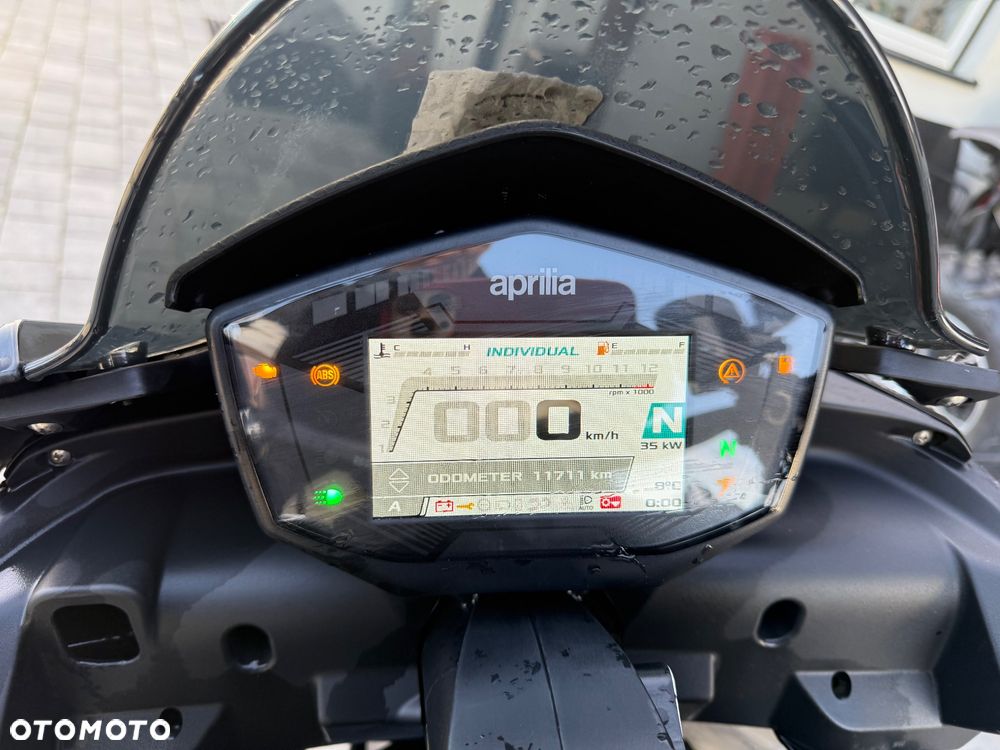 Aprilia Tuono - 9