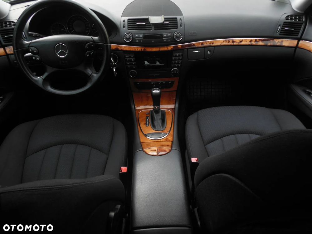 Mercedes-Benz Klasa E - 13