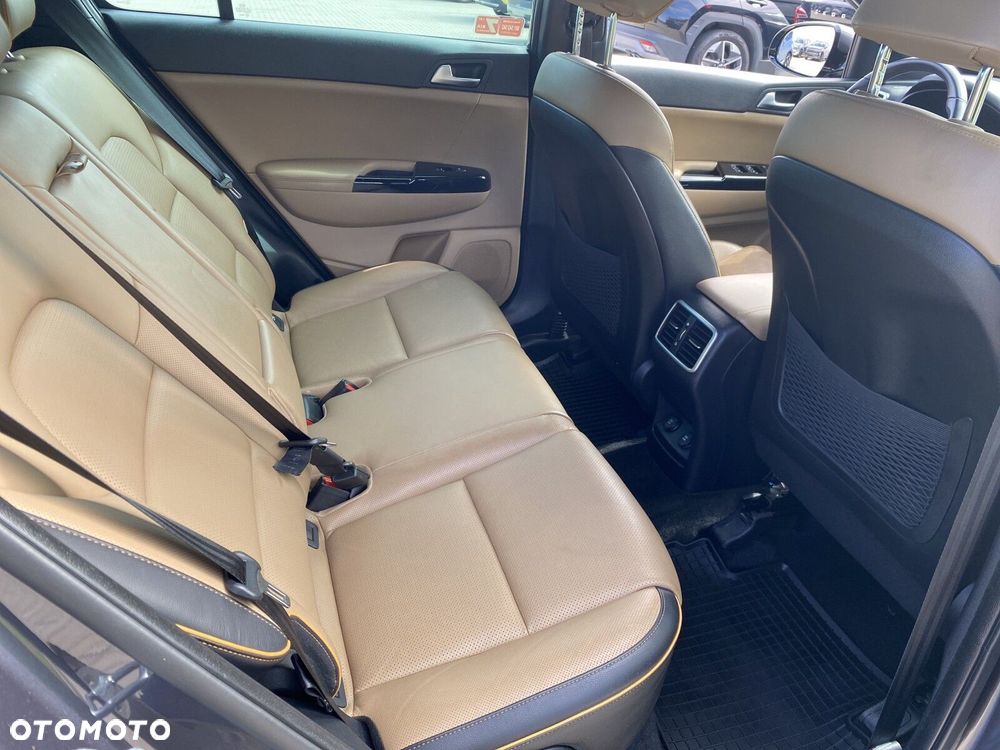 Kia Sportage - 15