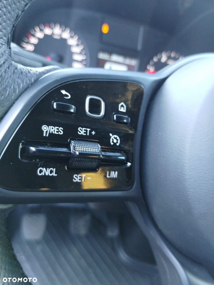Mercedes-Benz Sprinter - 6