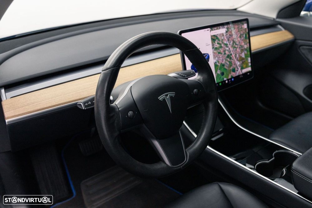 Tesla Model 3 Standard RWD Plus - 19