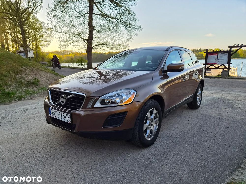 Volvo XC 60 D3 Kinetic - 2