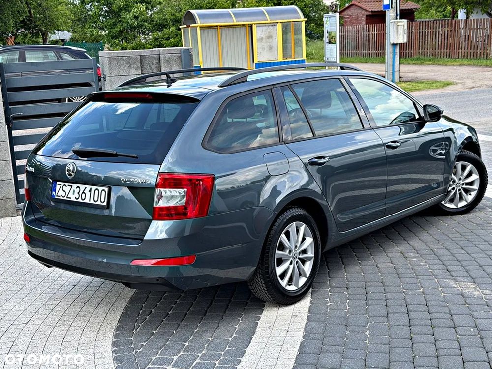 Skoda Octavia 1.6 TDI (Green tec) DSG Ambition - 11