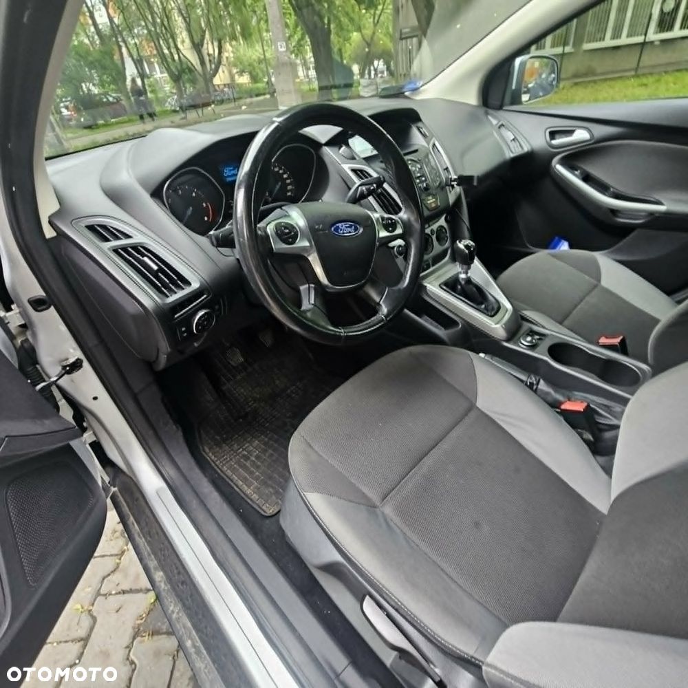 Ford Focus 1.6 TDCi Ambiente - 3