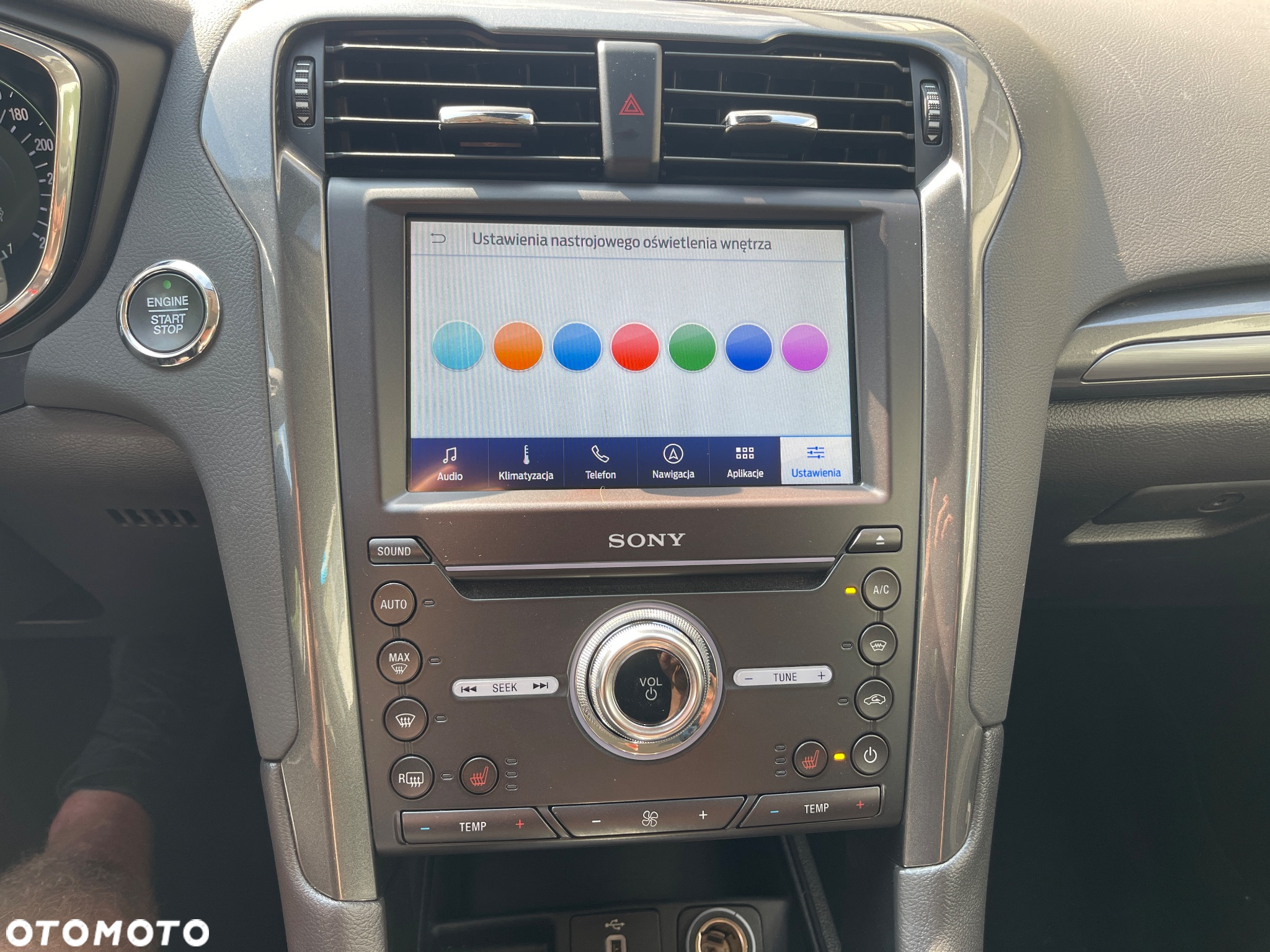 Ford Mondeo - 38