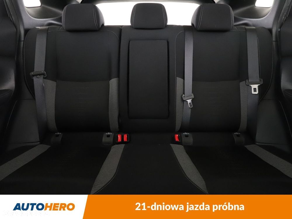 Nissan Qashqai 1.2 DIG-T N-Connecta - 16
