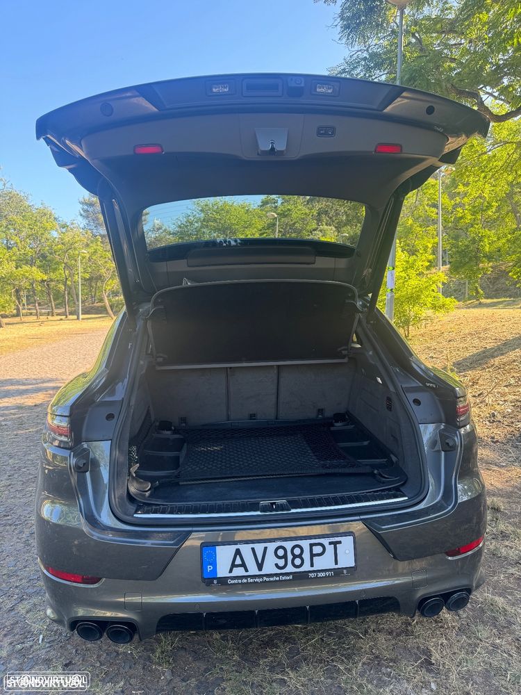 Porsche Cayenne Coupé - 8