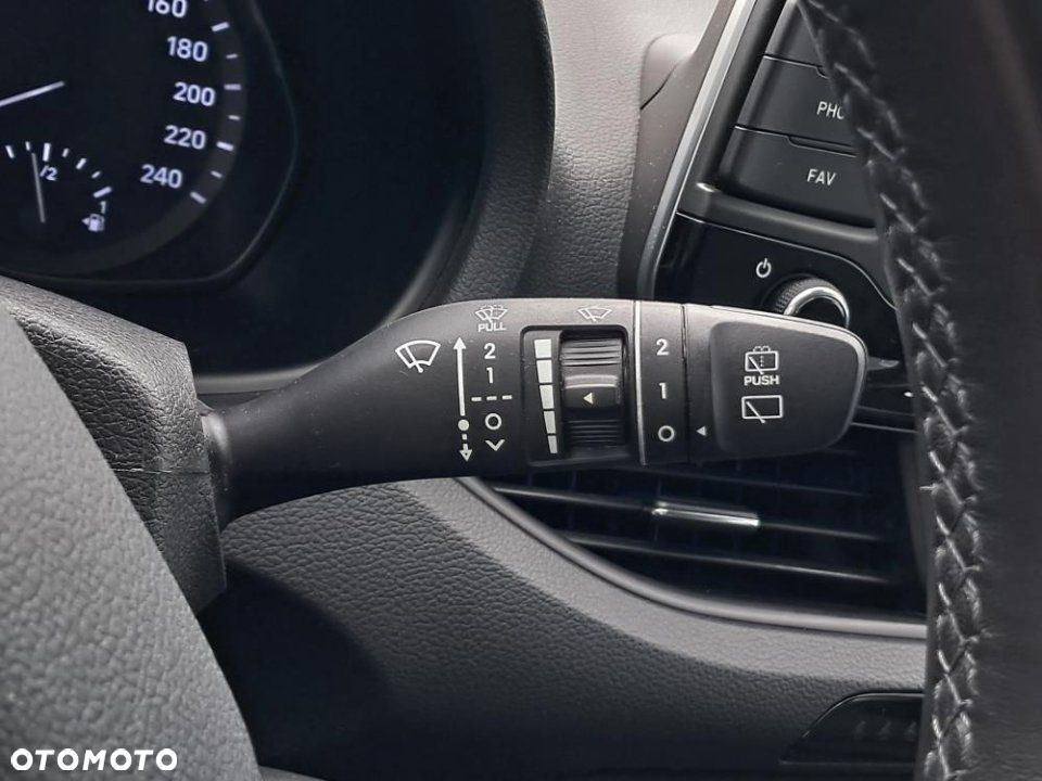 Hyundai i30 - 23