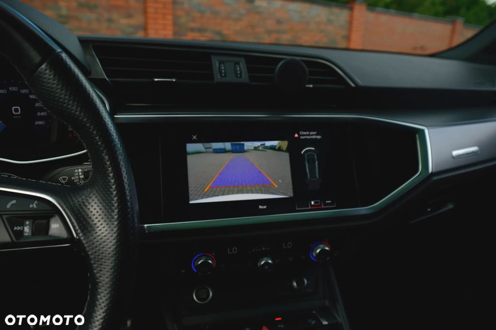 Audi Q3 45 TFSI quattro S tronic S line - 32