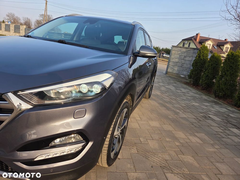 Hyundai Tucson 2.0 CRDI 4WD Automatik Premium - 21