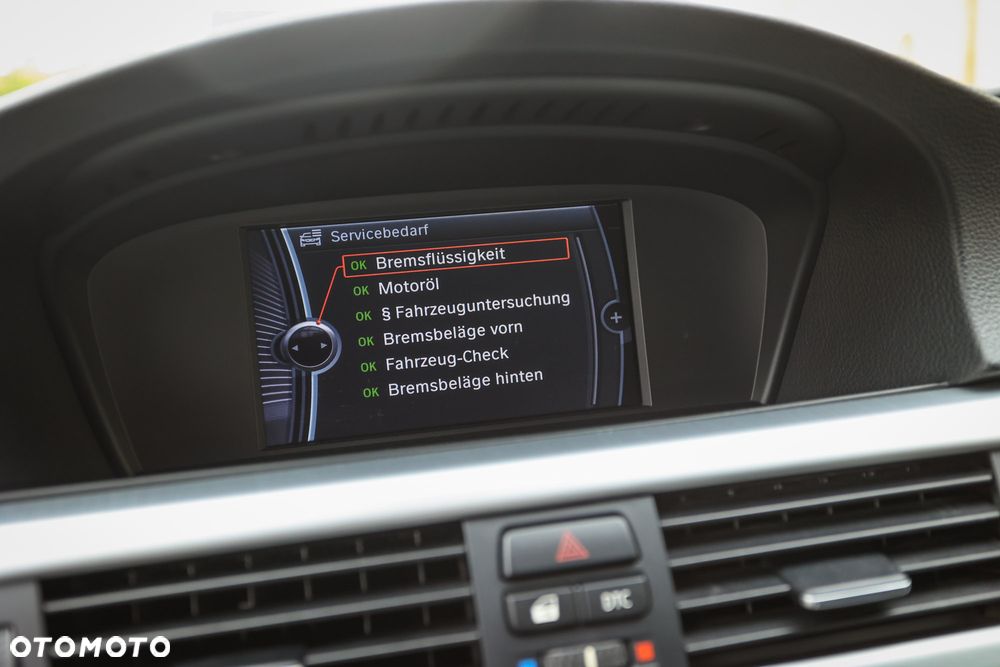 BMW Seria 3 318i Edition Sport - 34
