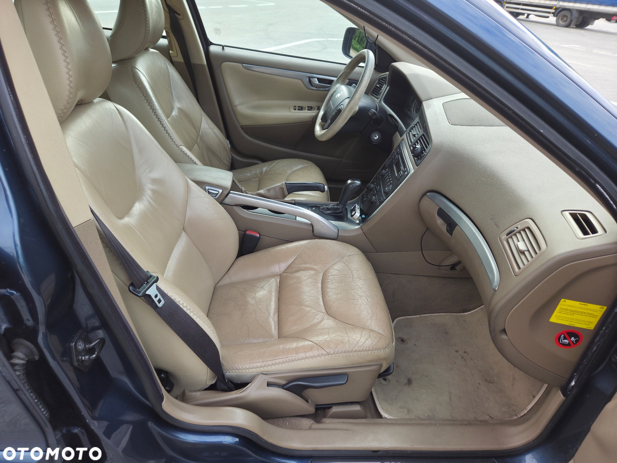 Volvo XC 70 2.4 AWD Automatik Momentum - 17