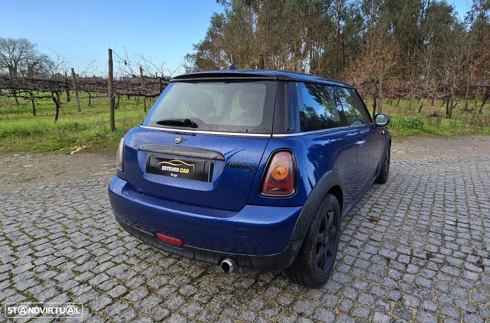 MINI 3 Portas One D - 4