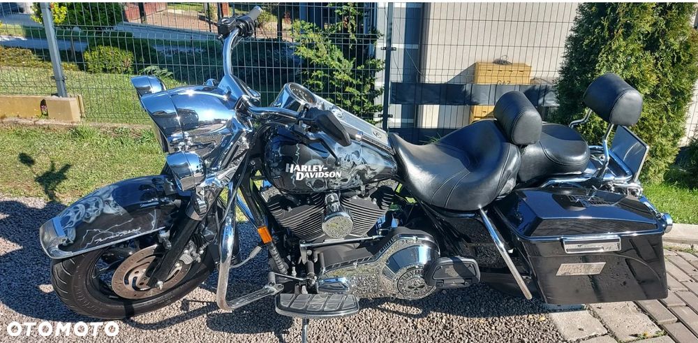 Harley-Davidson Touring Road King - 2