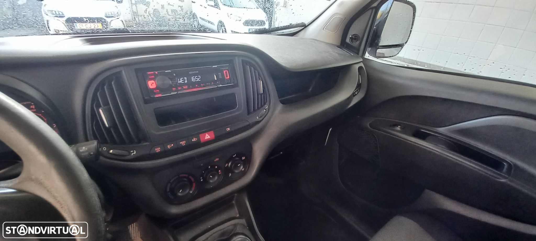Fiat Doblo Dobló Cargo 1.3 Mj Easy 3l - 12