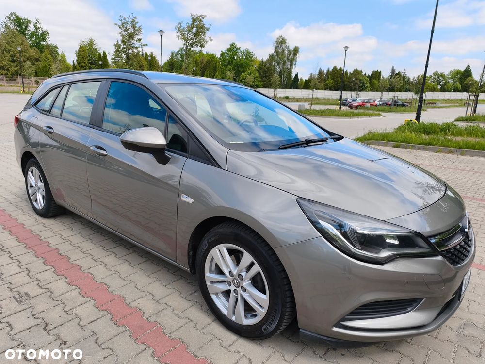 Opel Astra 1.6 CDTI Elite - 8