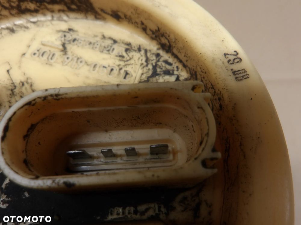 VW POLO IV 9N HB 5D 1.4TDI POMPA PALIWA 6Q0919050D - 4