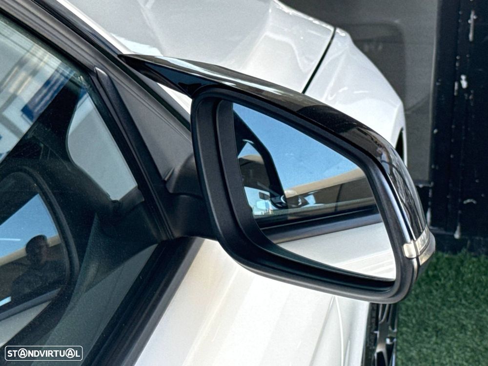 BMW 320 d EfficientDynamics Line Sport - 10