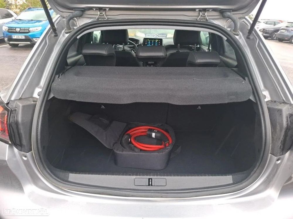 Peugeot e-208 50 kWh Allure Pack - 6