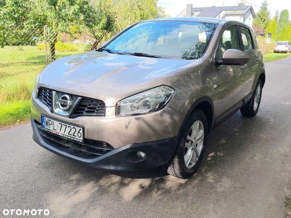 Nissan Qashqai - 1