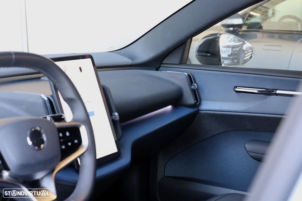 Volvo EX30 69 kWh Twin Motor Plus - 12