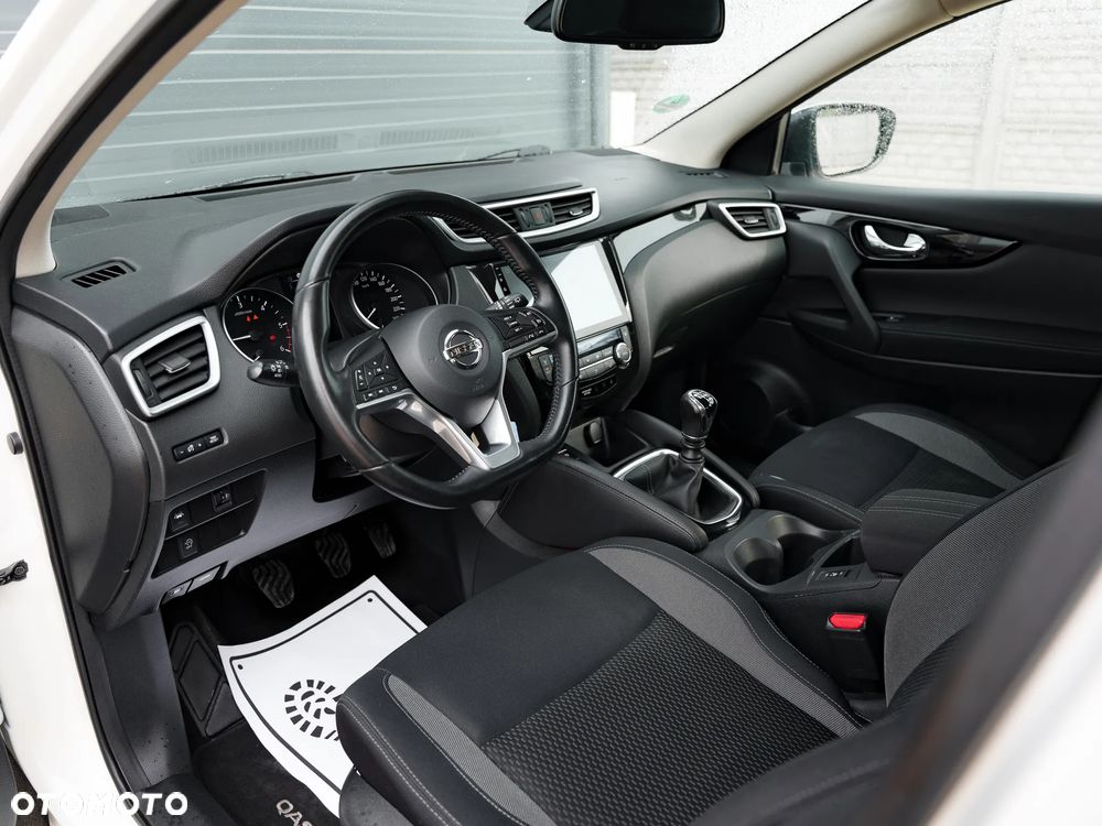 Nissan Qashqai 1.6 DCi N-Tec - 16