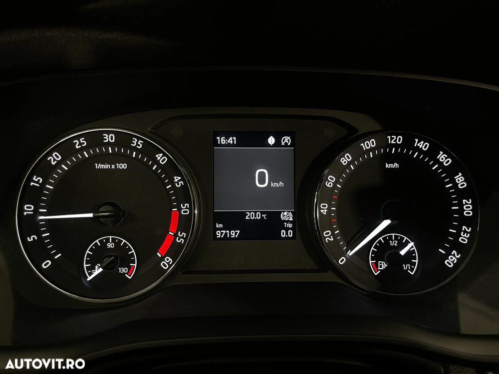 Skoda Octavia 2.0 TDI Ambition - 29