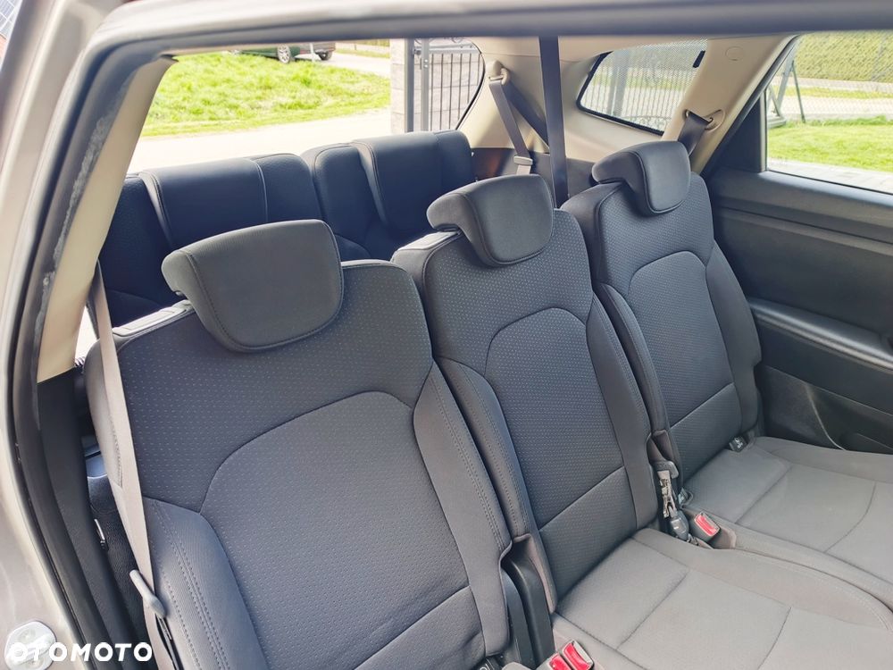 Kia Carens 1.7 CRDi 115 Fifa World Cup Edition - 18