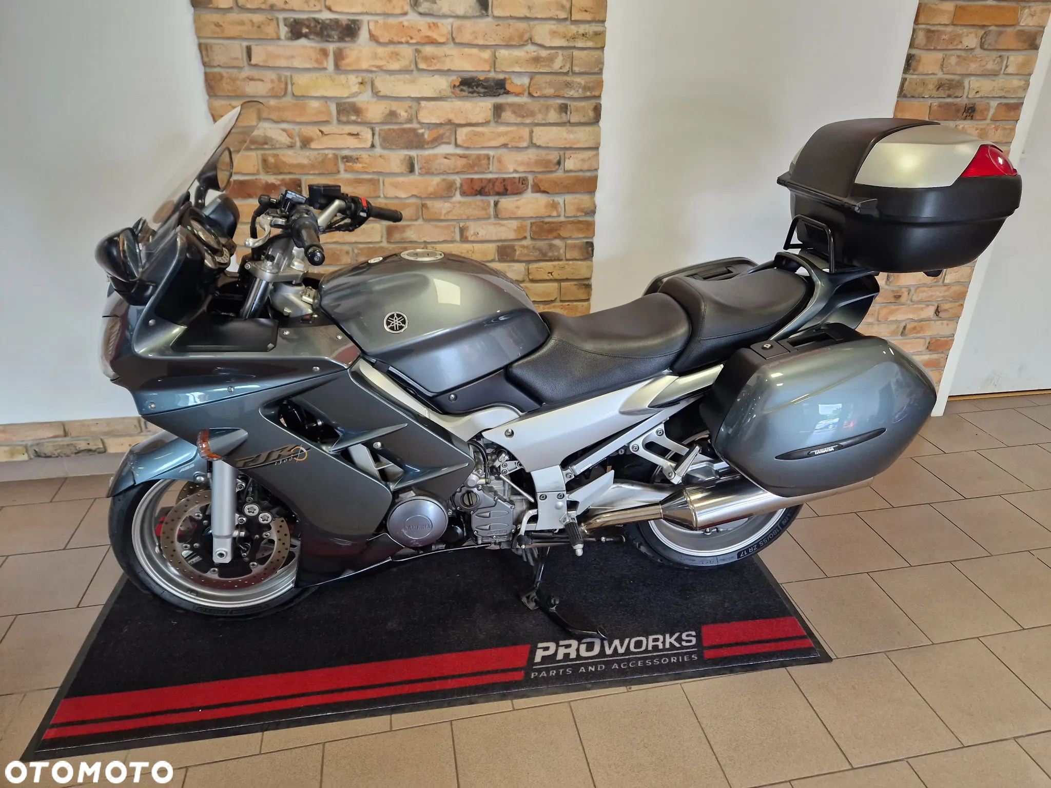 Yamaha FJR - 7