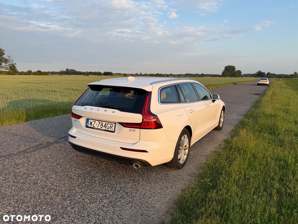 Volvo V60 D3 Momentum Pro - 6