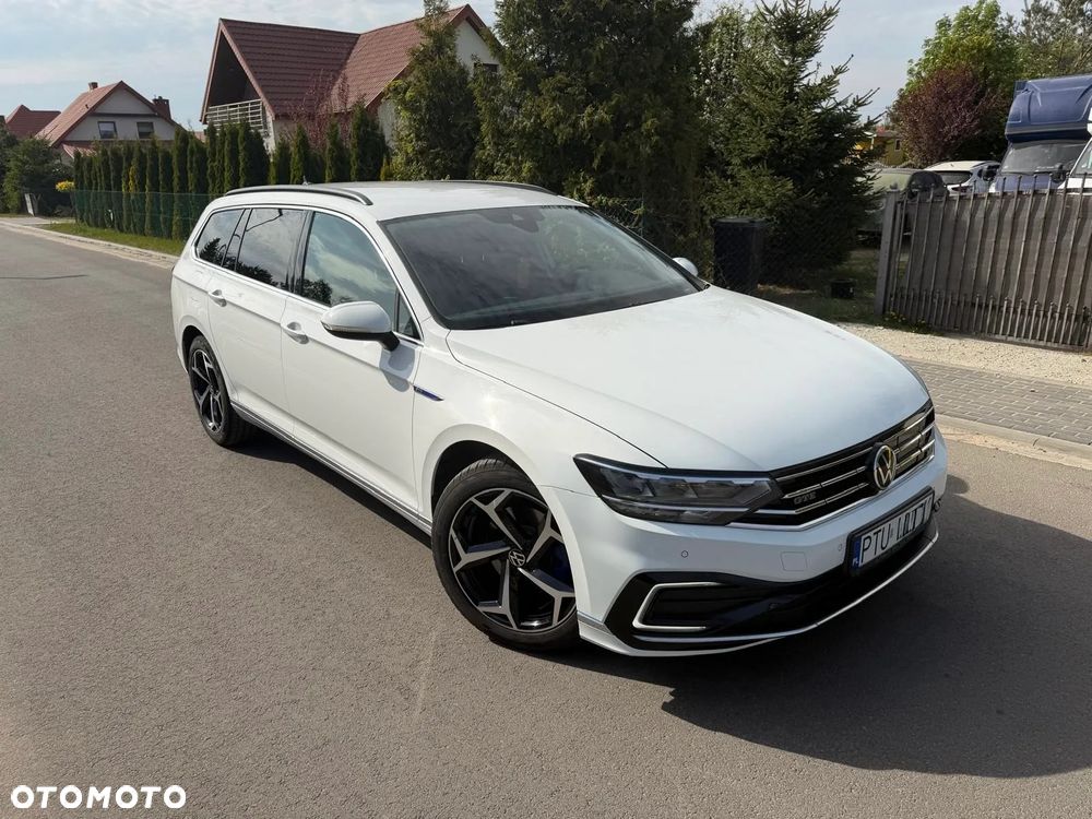 Volkswagen Passat 1.4 TSI DSG GTE - 1