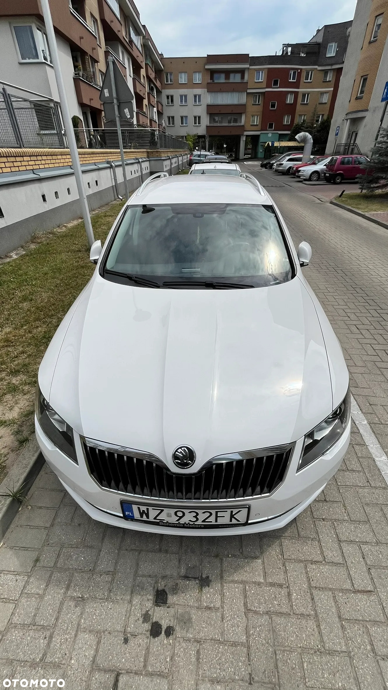 Skoda Superb 2.0 TDI Ambition DSG - 5
